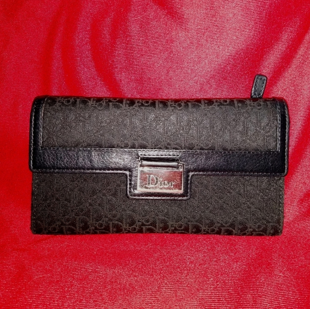 Christian Dior oblique trotter wallet